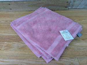 lot 80A image: Lot of 8 Classic Turkish Arsenal Towel Wash Cloths-Rose