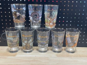 lot 46 image: Budweiser Wildlife Glasses