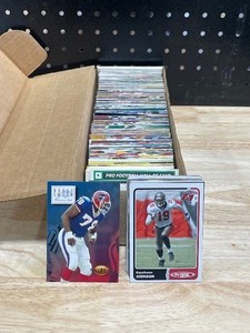 lot 94 image: Football Trading Cards