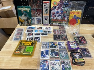 lot 99 image: Trading Cards Football Basketball Baseball Olympics
