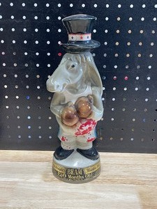 lot 107 image: Jim Beam Decanter
