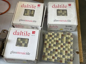 lot 123 image: Glass Mosaic Tile