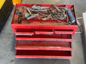 lot 133 image: Tool Chest and Tools