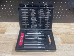 lot 135 image: X-Acto Style Knife Set