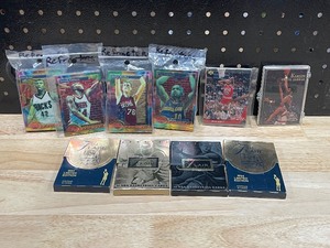 lot 69 image: Basketball Trading Cards