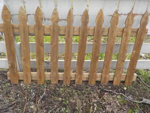 lot 103 image: Wood Picket Fencing 63 Long x 36 High