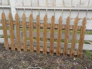 lot 108 image: Wood Picket Fencing 74 Long x 36 High
