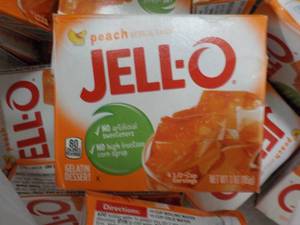 lot 225 image: 16 x 3 oz Boxes Jello- Peach...