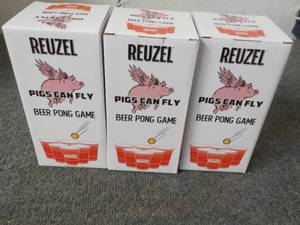 lot 7 image: 3 Reuzel Pigs Can Fly Beer Pong Games