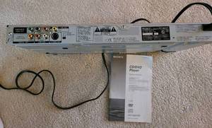 lot 25 image: Sony Single Disc CDDVD Player -DS