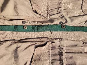 lot 75 image: Eddie Bauer Mens Hooded Jacket Size L