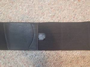 lot 77 image: Galco 4 Belly Band Conceal Carry Holster - Size Medium (36-40)