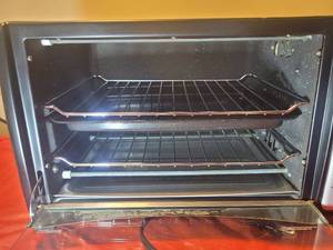 lot 151 image: Euro-Pro 6 Slice Stainless Steel Convection Toaster Oven - Like New