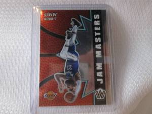 lot 32 image: 2020-21 Mosaic LeBron James Jam Mas...