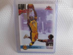 lot 67 image: 2003-04 Fleer Focus Kobe Bryant  Ca...