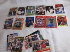 lot 74 image: Assorted Kirby Puckett Cards...