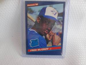 lot 122 image: 1986 Donruss Fred McGriff Rookie Ca...