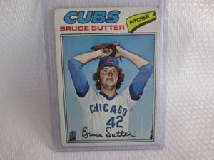 lot 193 image: 1977 Topps Bruce Sutter Rookie Card...