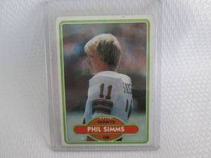 lot 238 image: 1981 Topps Phil Simms Rookie Card...