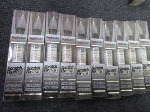 lot 276 image: 10 Scratch Fix All-In-1 Automotive ...