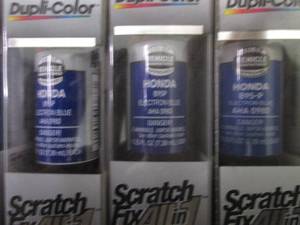 lot 279 image: 10 Scratch Fix All-In-1 Automotive ...