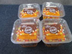lot 314 image: 4- 16 oz Nice Halloween Candy in da...