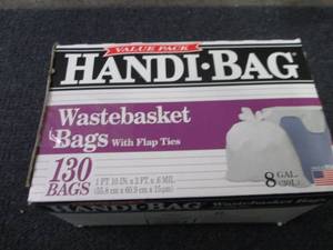 lot 366 image: Handi-Bag 8 Gallon Trash Bag, 22 x...