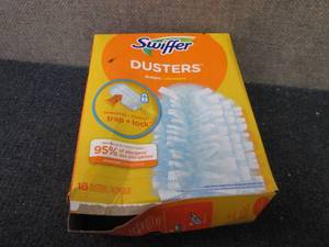 lot 444 image: Swiffer Dusters Multi-Surface Refil...