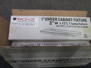 lot 523 image: Case of 4 Trace Lite UC12E120-3 8W ...