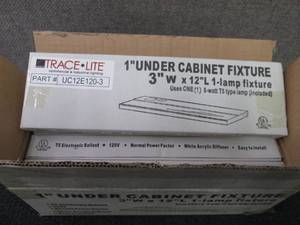 lot 527 image: Case of 4 Trace Lite UC12E120-3 8W ...