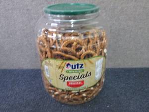 lot 551 image: 52 oz Utz Sourdough Specials Origin...