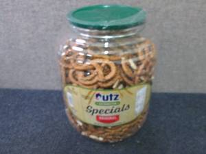lot 554 image: 52 oz Utz Sourdough Specials Origin...