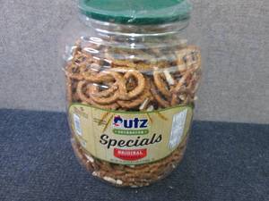 lot 555 image: 52 oz Utz Sourdough Specials Origin...
