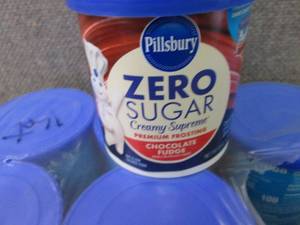 lot 606 image: 8- 15 oz Pillsbury Zero Sugar Cream...