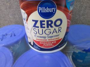 lot 607 image: 8- 15 oz Pillsbury Zero Sugar Cream...