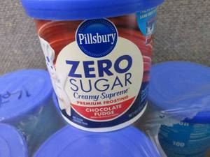 lot 608 image: 8- 15 oz Pillsbury Zero Sugar Cream...