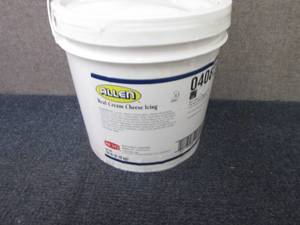 lot 613 image: 18 lb Allen Real Cream Cheese Icing...