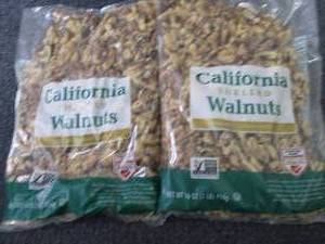 lot 614 image: 2- 16 oz Bags California Shelled Wa...