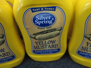 lot 645 image: 6- 20 oz Silver Spring Yellow Musta...