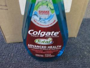 lot 661 image: 3- 27 oz Colgate Total Advanced Hea...