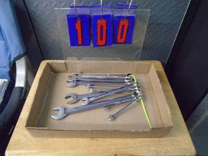 Flat of Snap On combination wrenches. Standard Sizes. As shown.