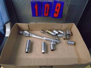 Craftsman 12 racthet & misc sockets & extension. As shown.