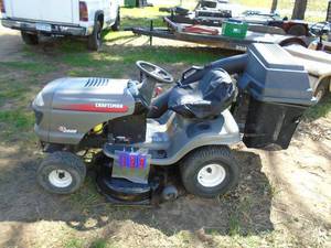 Craftsman LT200 lawn tractor. 17 hp Kohler powered with bagger. Tested & works. As shown.