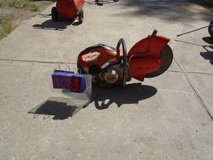 Stihl TS420 cut off abrasive saw. Used condition. Pulls over good. Been sitting a couple years. Not tested any further. As shown.