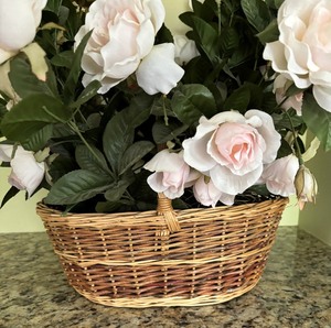 lot 57 image: Fabulous Faux Floral Arrangement