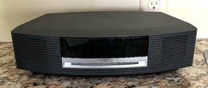 lot 19 image: Bose Wave Music System