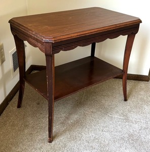 lot 90 image: Vintage Wooden Accent Table