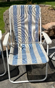 lot 113 image: Three Blue and White Patio Chairs