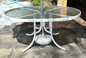 lot 114 image: Awesome Glass Top Patio Table with Umbrella