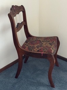 lot 62 image: Vintage Duncan Phyfe Style Chair